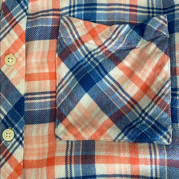 Gap Women’s Super Soft long-sleeve plaid top! - Picture 6 of 8